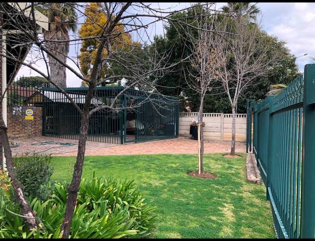 4 BEDROOM PROPERTY TO RENT IN BIRCH ACRES